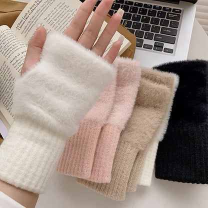 [SP24 Collection] Plush Gloves